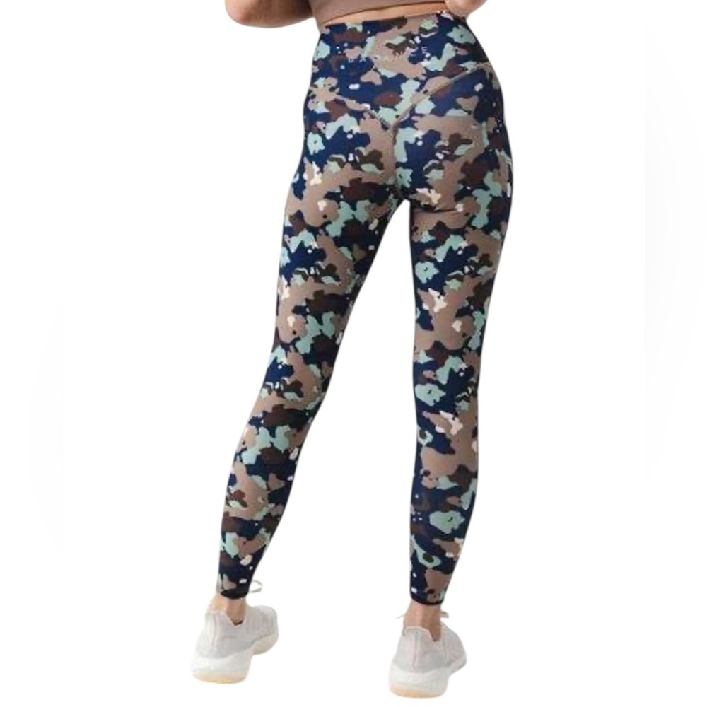 Vitality Balance Athletica Size Medium Blue Camouflage High-Waisted Leggings
